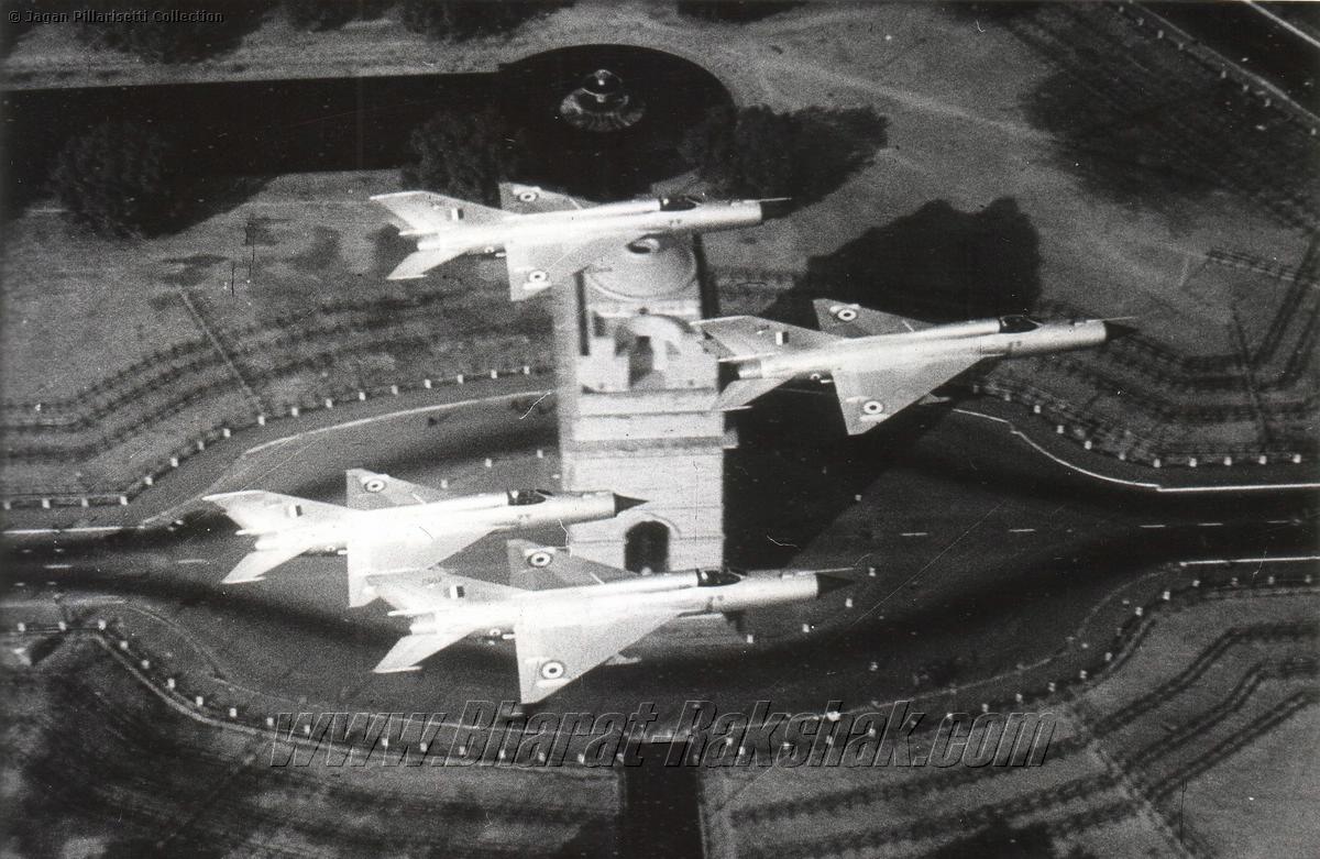 MiGs over India Gate